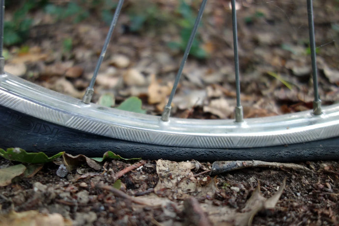 What to Include in a Bicycle Repair Kit?: Tubeless vs. Tube Systems