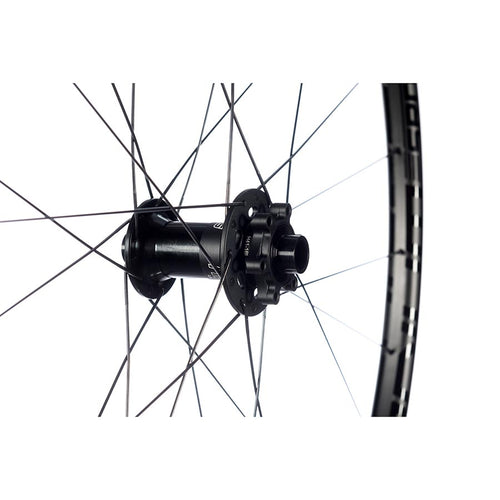 Stans-No-Tubes-Front-Wheel-Tubeless-Ready-FTWH0821-Bicycle-Front-Wheel