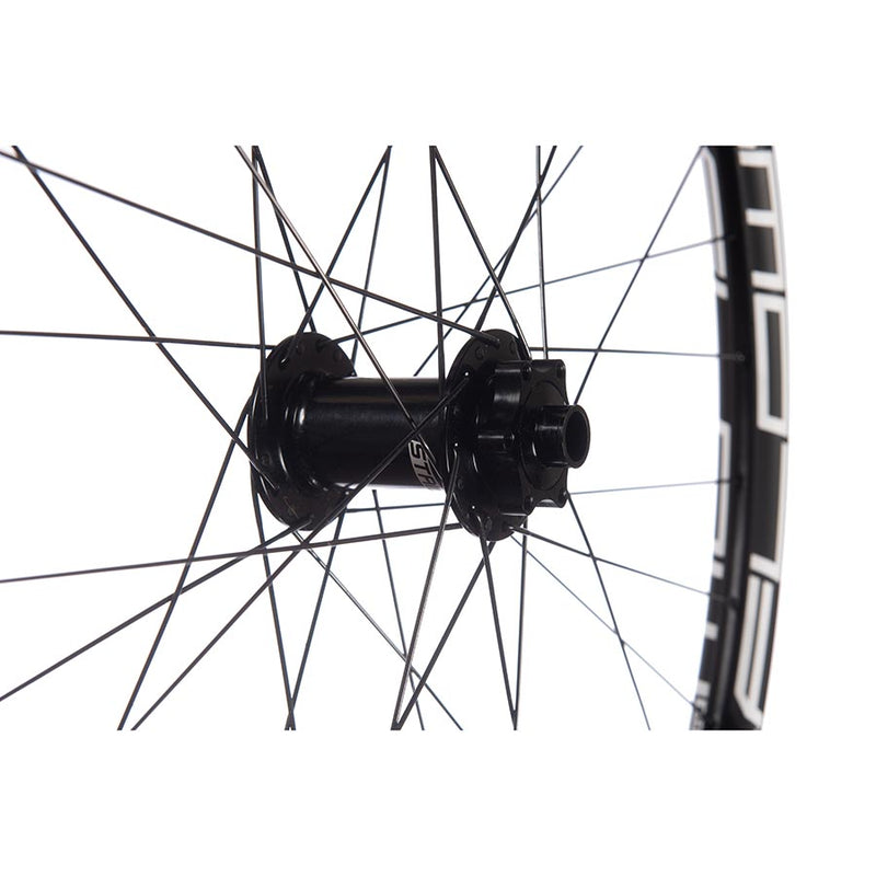 Load image into Gallery viewer, Stans-No-Tubes-Front-Wheel-Tubeless-Ready-FTWH0823-Bicycle-Front-Wheel
