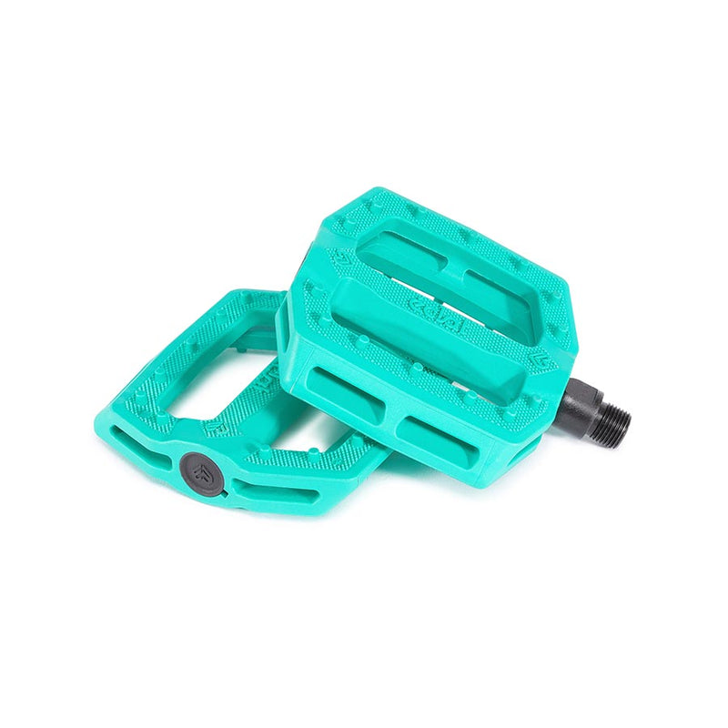 Load image into Gallery viewer, Eclat Slash Platform Pedals Body: Nylon, Spindle: Cr-Mo, 9/16&#39;&#39;, Turquoise, Pair
