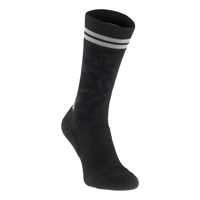 Load image into Gallery viewer, EVOC Medium Socks Socks Black, SM
