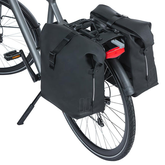 Basil SoHo Pannier 42L Black