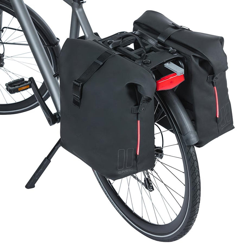 Load image into Gallery viewer, Basil-SoHo-Nordlicht-Double-Pannier-Bag-Panniers-Polyurethane-PANR0264-Road-Touring-Panniers
