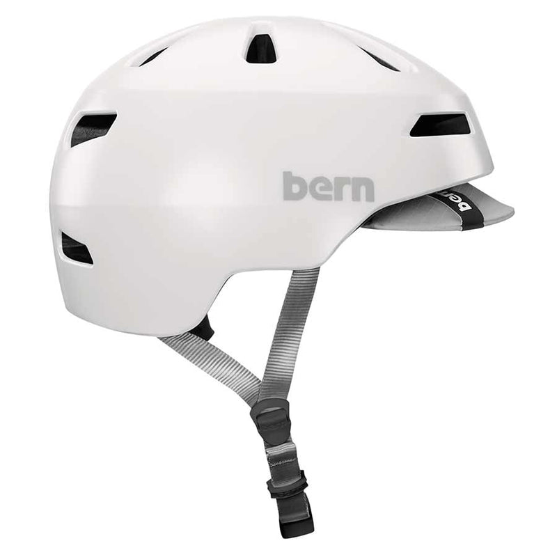 Load image into Gallery viewer, Bern Brentwood 2.0 MIPS Helmet, White, M, 55.5 - 59cm
