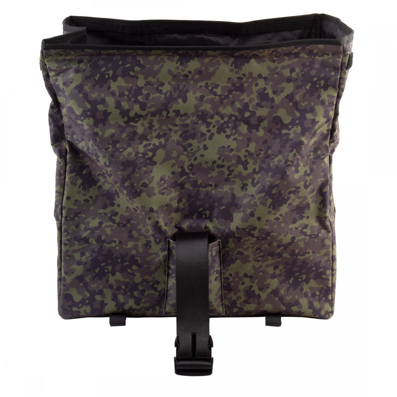 Load image into Gallery viewer, Origin8 Rush Messenger Flat Rack Pack Camo 18.2inx11.2inx19in Velcro Straps
