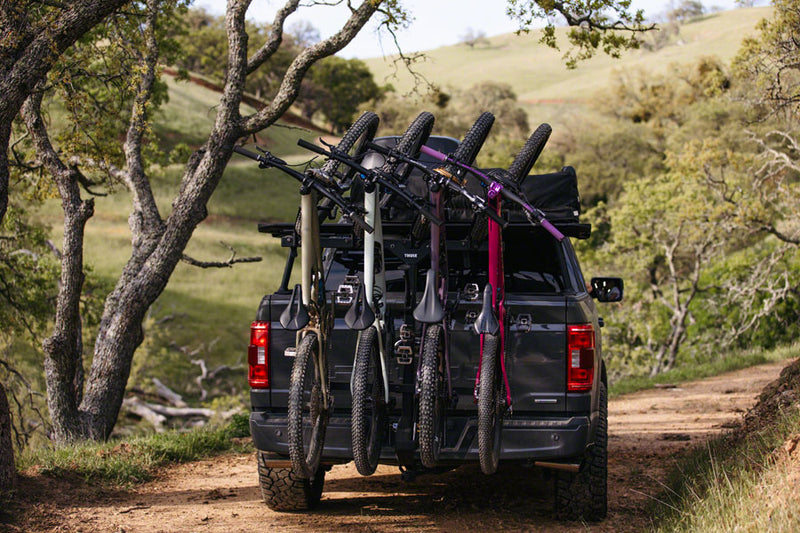 Load image into Gallery viewer, Thule ReVert 4-bike Hitch Rack
