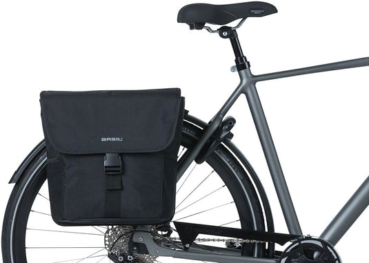 Basil Go Double Pannier - 32L, Black Double Elastic Side Pockets