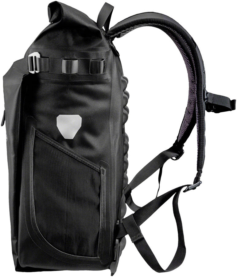 Load image into Gallery viewer, Ortlieb Vario Convertible Pannier/Backpack - 26L, Black
