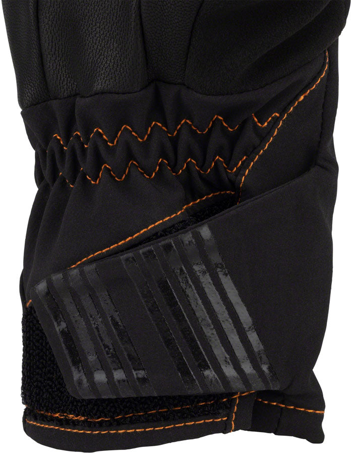 Load image into Gallery viewer, 45NRTH 2024 Sturmfist 5 Gloves - Black, Full Finger, Medium
