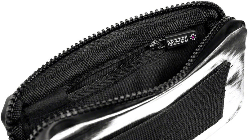 Load image into Gallery viewer, Muc-Off Essentials Case - Silver Water-Repellent Zipper
