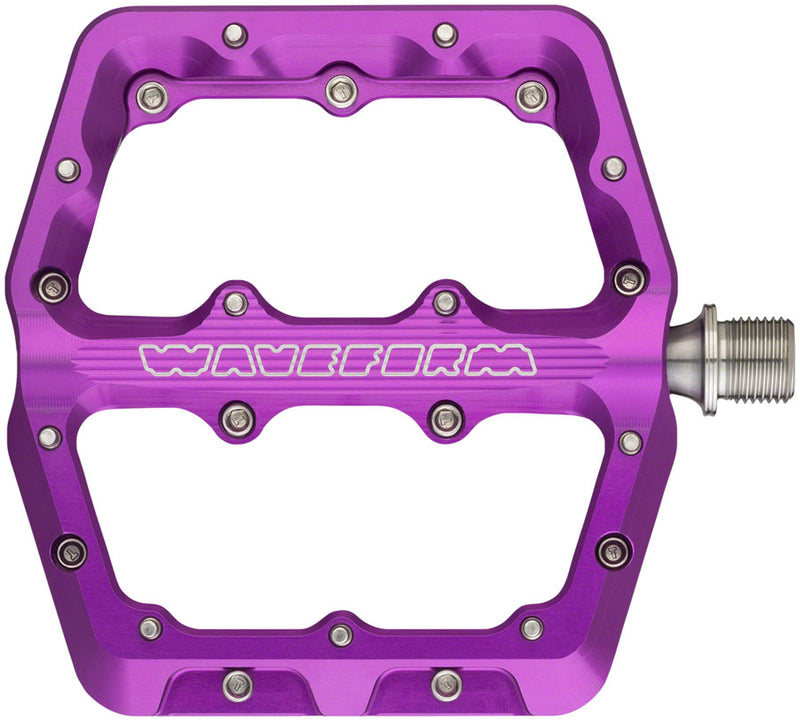 Load image into Gallery viewer, Wolf Tooth Waveform Pedals - Purple, Large
