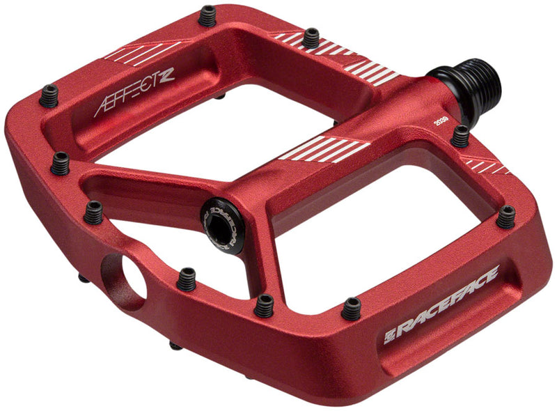 Load image into Gallery viewer, RaceFace-Aeffect-R-Pedals-Flat-Platform-Pedals-Aluminum-Chromoly-Steel-PEDL1424-Bicycle-Pedals
