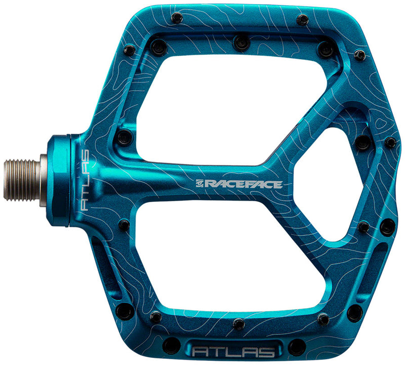 Load image into Gallery viewer, RaceFace Atlas Platform Pedals 9/16&quot; Concave Alloy Body Removable Pins Turquoise
