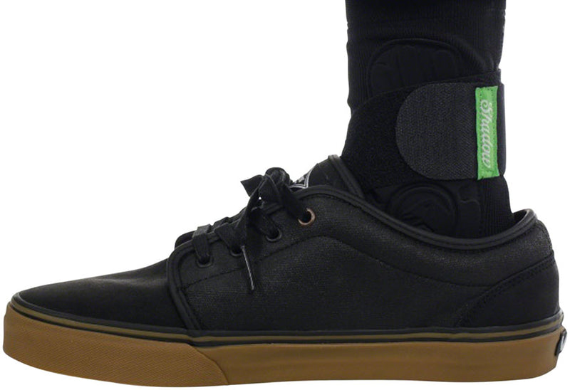 Load image into Gallery viewer, The Shadow Conspiracy Revive Ankle Support - Black, One Size
