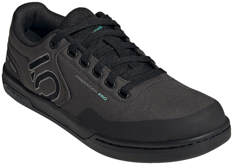 Load image into Gallery viewer, Five-Ten-Freerider-Pro-Canvas-Flat-Shoes-Men&#39;s-DGH-Solid-Grey-Core-Black-Grey-Three-DGH-Solid-Gray-Core-Black-Gray-Three-11.5-Flat-Pedal-Shoes
