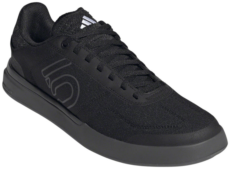 Load image into Gallery viewer, Five-Ten-Sleuth-DLX-Canvas-Flat-Shoes-Men&#39;s-Core-Black-Grey-Five-FTWR-White-Core-Black-Gray-Five-Ftwr-White-10.5-Flat-Pedal-Shoes
