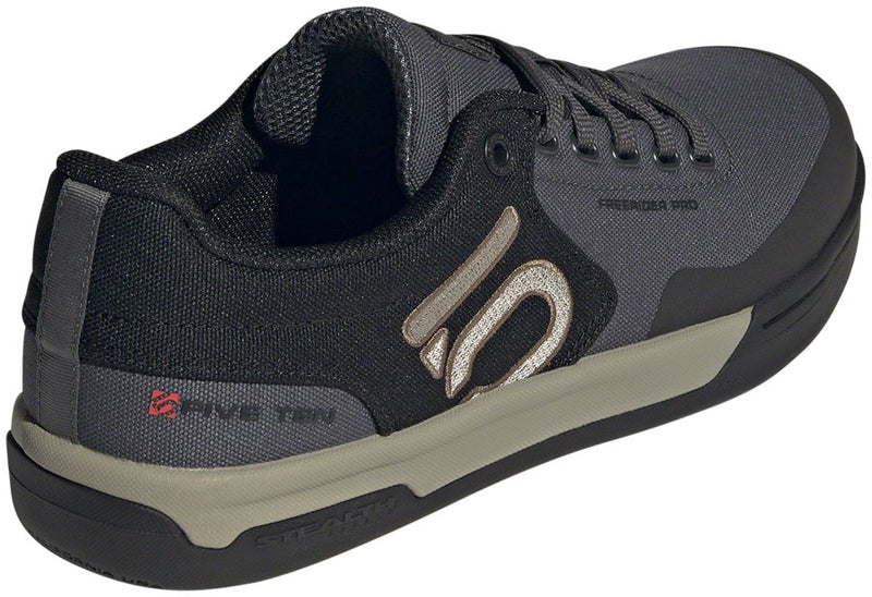 Load image into Gallery viewer, Five Ten Freerider Pro Canvas Flat Shoes - Men&#39;s, Gray Six/Silver Pebble/Core Black, 9.5
