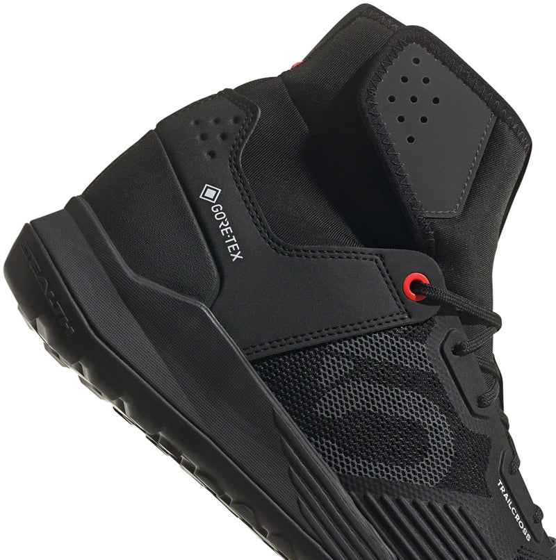 Load image into Gallery viewer, Five Ten Trailcross GTX Flat Shoes - Men&#39;s, Core Black / DGH Solid Gray / FTWR White, 10.5
