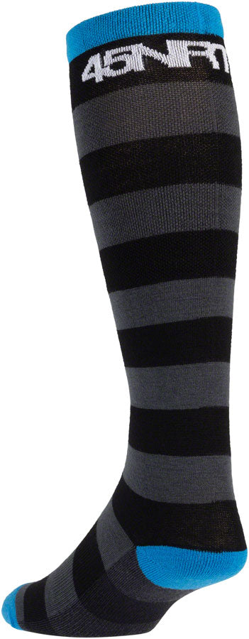 Load image into Gallery viewer, 45NRTH Stripe Midweight Knee Wool Sock - Black, Medium
