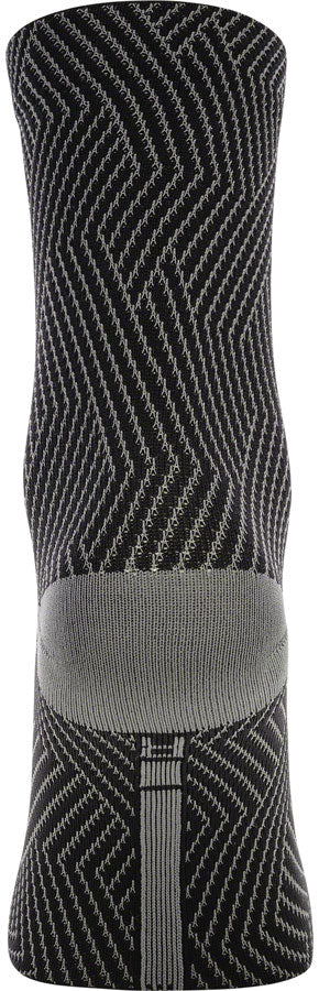 Load image into Gallery viewer, Gorewear C3 Mid Socks - 6.7&quot;, Graphite Gray/Black, Men&#39;s, 6-7.5
