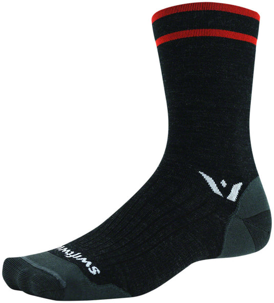 Swiftwick-Pursuit-Seven-Ultralight-Socks-Socks-SK2162