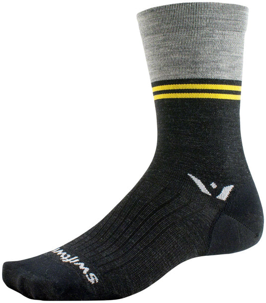 Swiftwick-Pursuit-Seven-Ultralight-Socks-Socks-SOCK1862