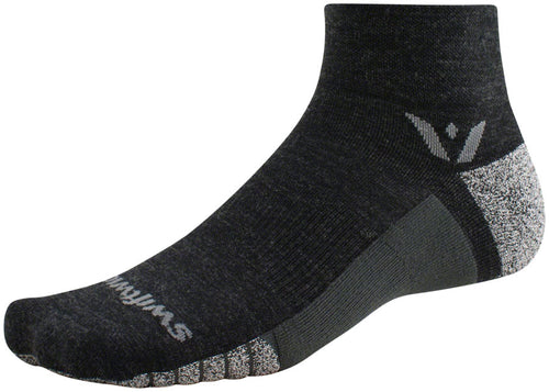 Swiftwick-Flite-XT-Trail-Quarter-Crew-Socks-Socks-SOCK2152