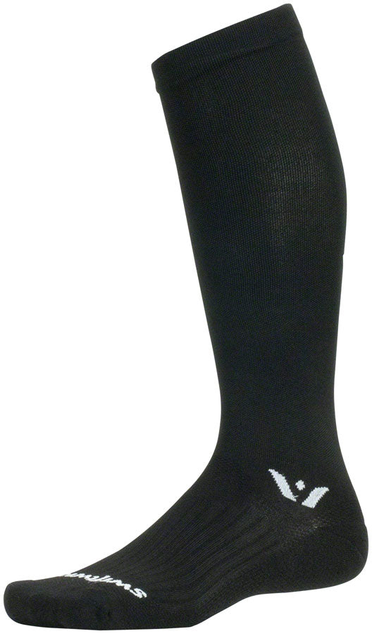 Swiftwick-Aspire-Knee-High-Socks-Socks-SK2605