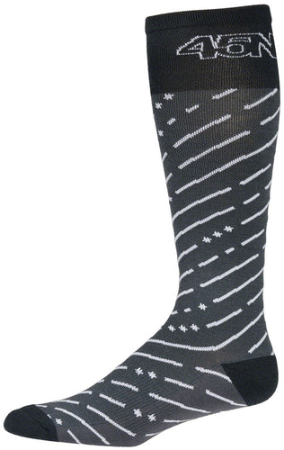 45NRTH-Snow-Band-Midweight-Knee-High-Wool-Sock-Socks-SOCK2786