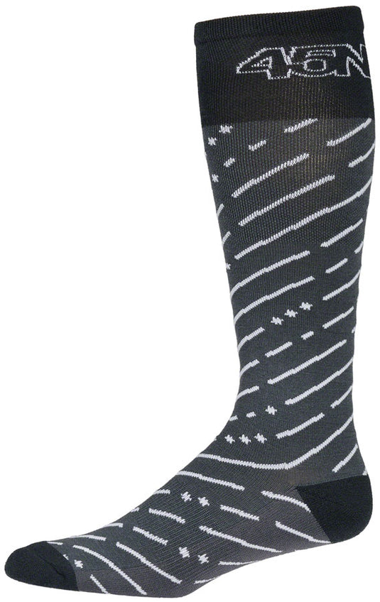 45NRTH-Snow-Band-Midweight-Knee-High-Wool-Sock-Socks-SOCK2786