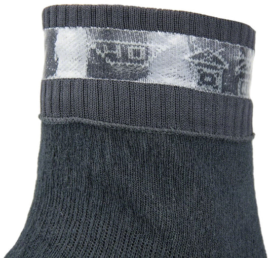 SealSkinz Mautby Waterproof Ankle Socks - Black/Gray, X-Large