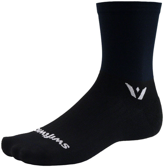 Swiftwick-Aspire-Mid-Crew-Socks-Socks-SOCK2865