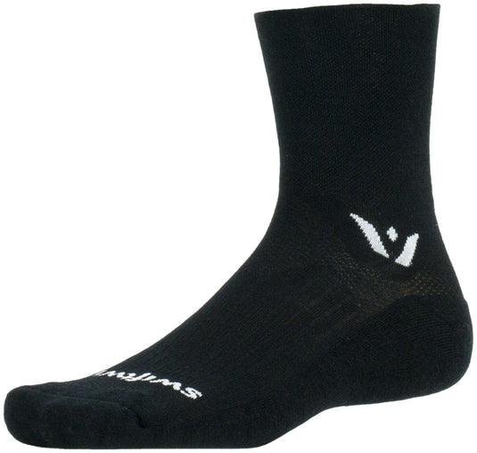 Swiftwick-Pursuit-Quarter-Crew-High-Socks-Socks-SOCK2830