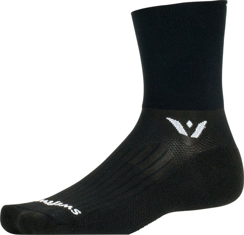 Swiftwick-Aspire-Quarter-Crew-High-Socks-Socks-SK8344