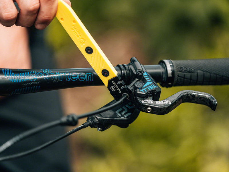 Load image into Gallery viewer, Magura Disc Brake Multi-Tool and Tire Lever
