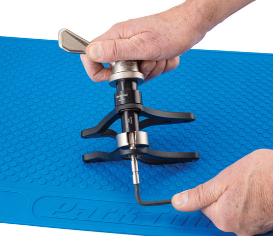 Park OM-2 Bench Mat - 15" x 24.5", Blue Tear/Abrasion/Shock Resistant