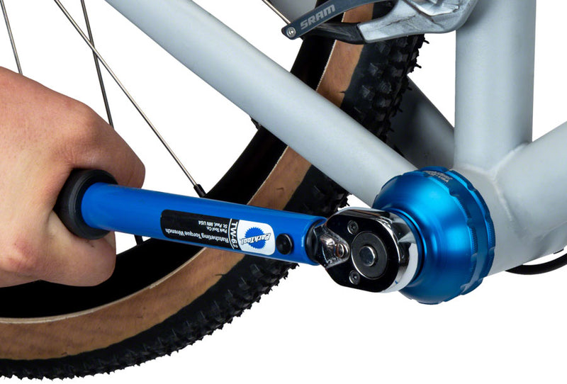 Load image into Gallery viewer, Park Tool BBT-47-12 Bottom Bracket Tool Enduro BBRight Torqtite
