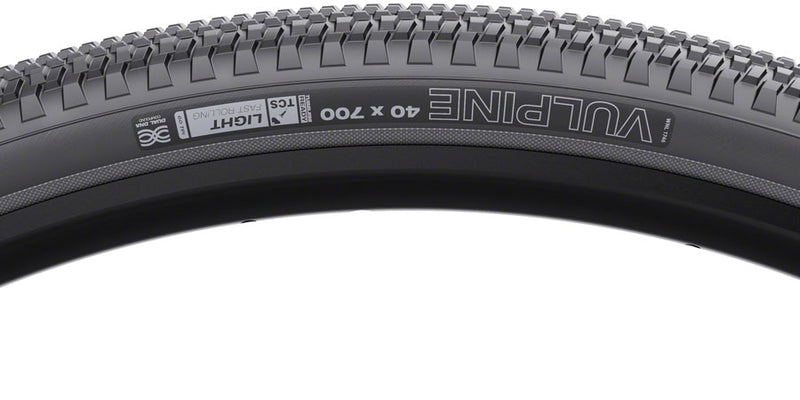 Load image into Gallery viewer, WTB Vulpine 700 x 40 Tubeless Folding TPI 60 Black/Black Reflective Tire
