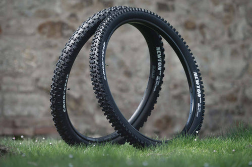 Goodyear-Newton-MTR-Enduro-26-in-2.4-in-Folding-TIRE6460-Folding-Tires